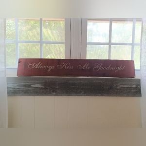 Always kiss me goodnight Wall Decor